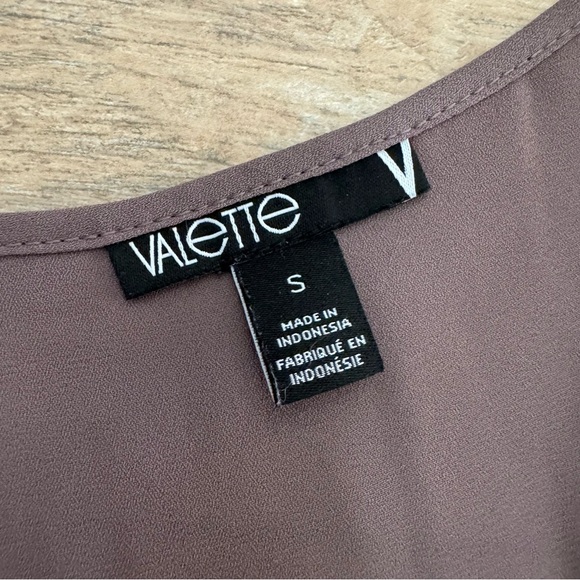 Valette Top - Picture 2 of 11